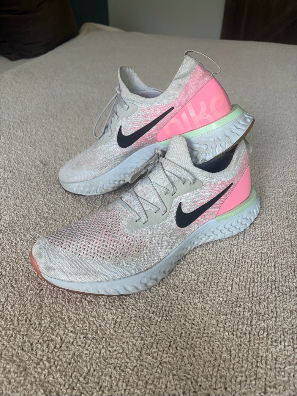 Nike Epic React Flyknit First Blush Pink Beam Men’s 12